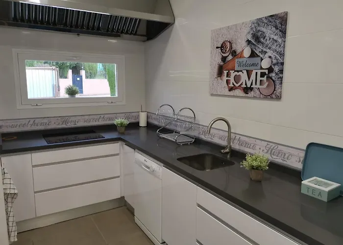 别墅 Casa Orilla El *