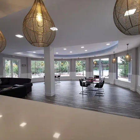 Casa Orilla El Willa *