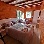 Villa Casa Orilla El *